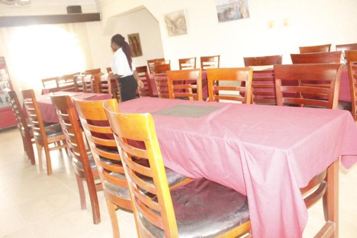 Rwizi View Hotel Mbarara Ngoại thất bức ảnh