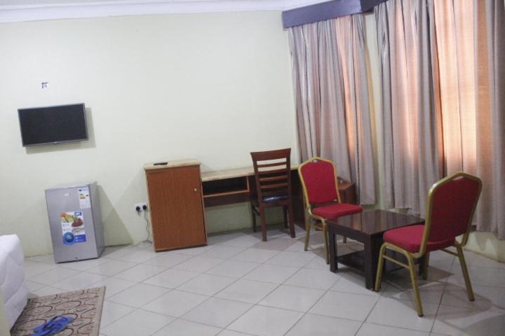 Rwizi View Hotel Mbarara Ngoại thất bức ảnh